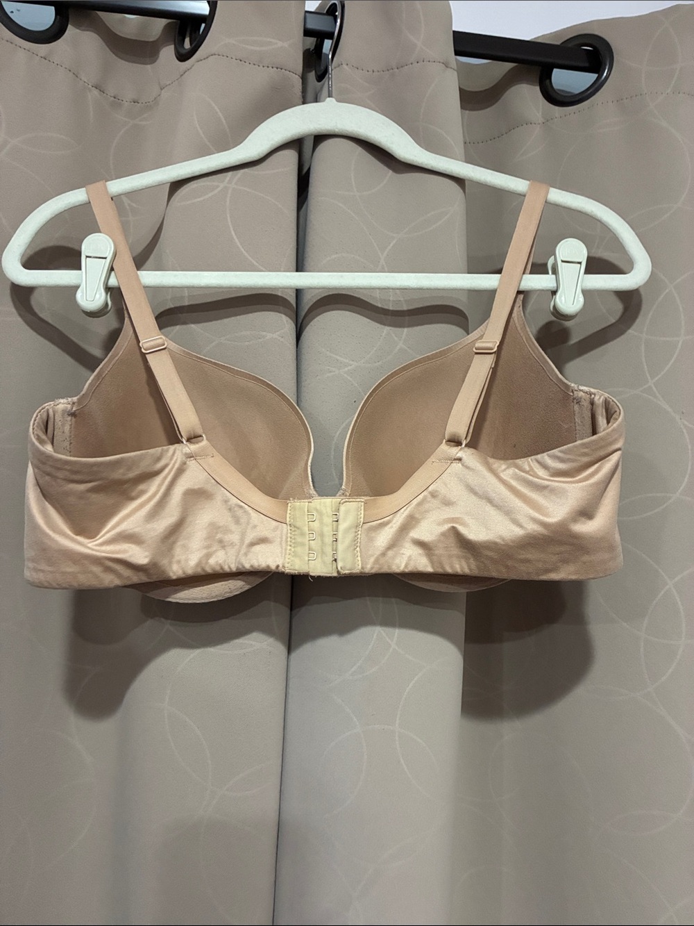 Victoria's Secret Nude Lined Demi Bra - Picture 4 of 4